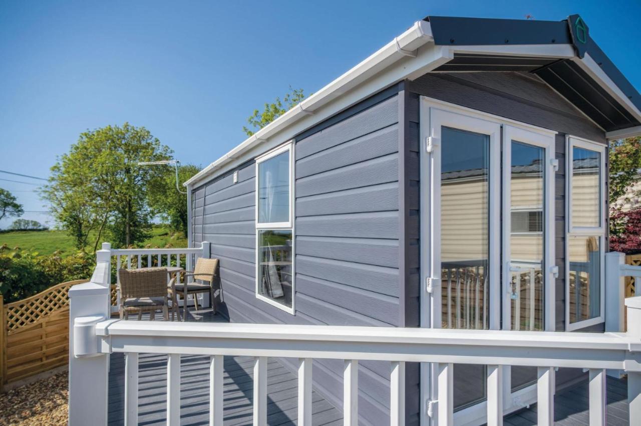 The Studio - 1 Bedroom Cabin - Amroth Exterior photo